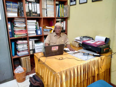 Panitia PPDB SMP N 1 Betung Bapak Fadil Utama
